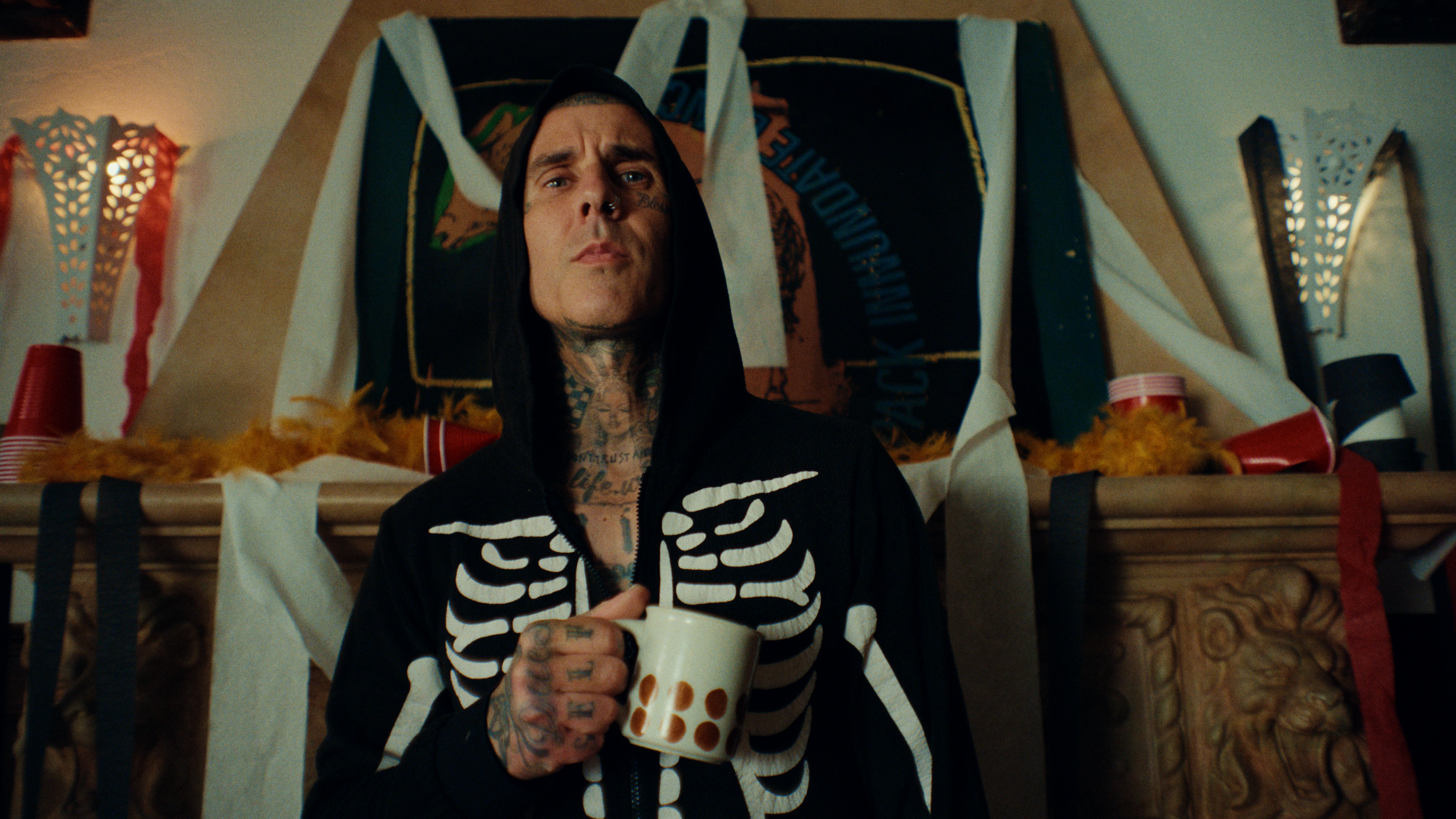 THE PARADOX FEAT. TRAVIS BARKER: BENDER