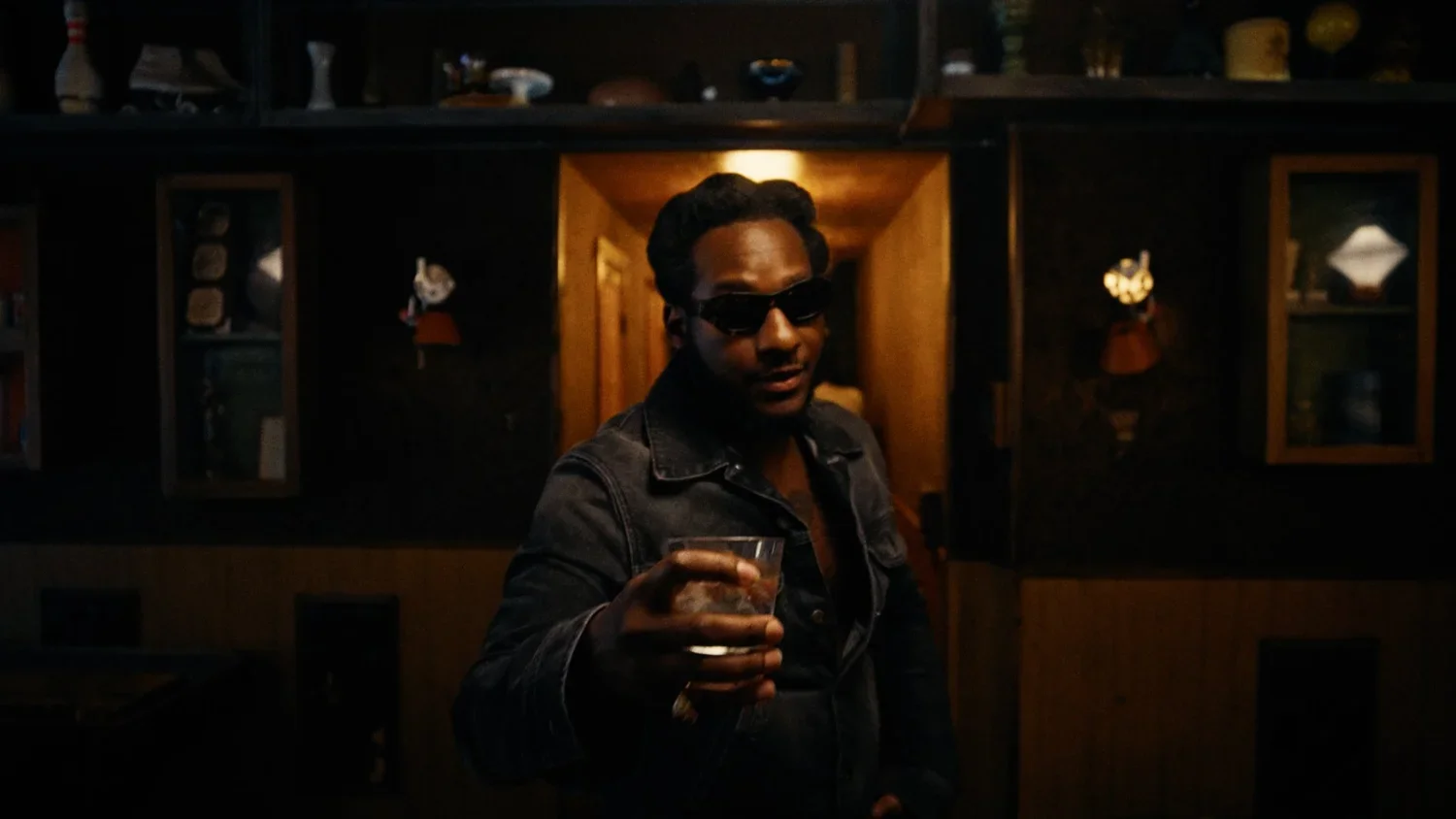 LEON BRIDGES AT DAVEY WAYNES