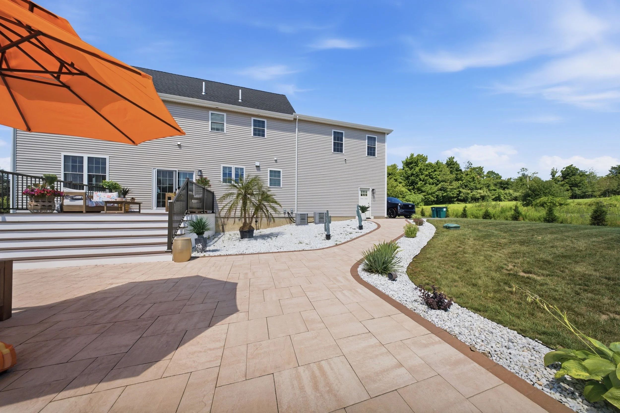 _DSC8623_Legagcypatio.jpg