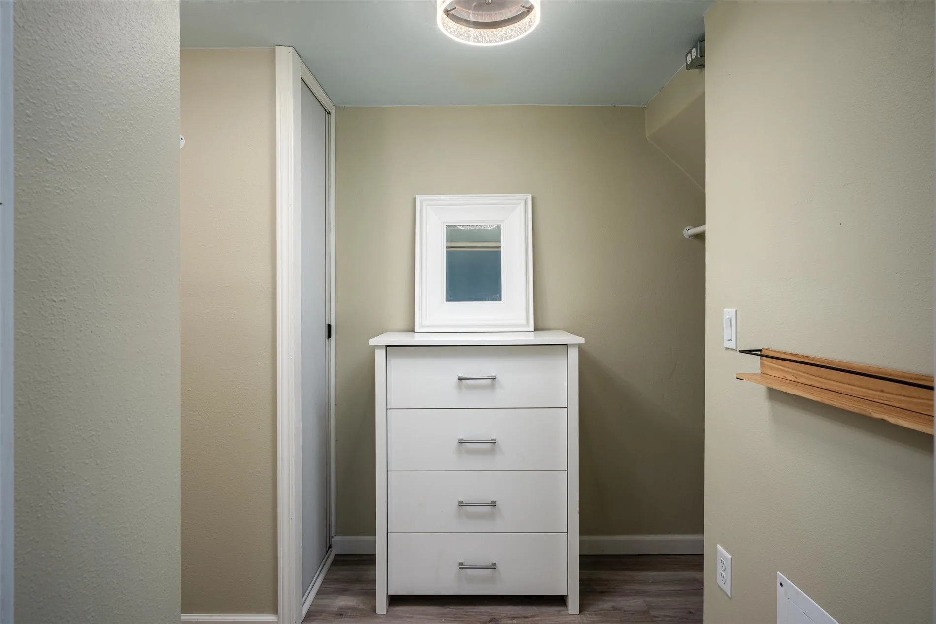 22-316 N E Ave Viroqua--16.jpg