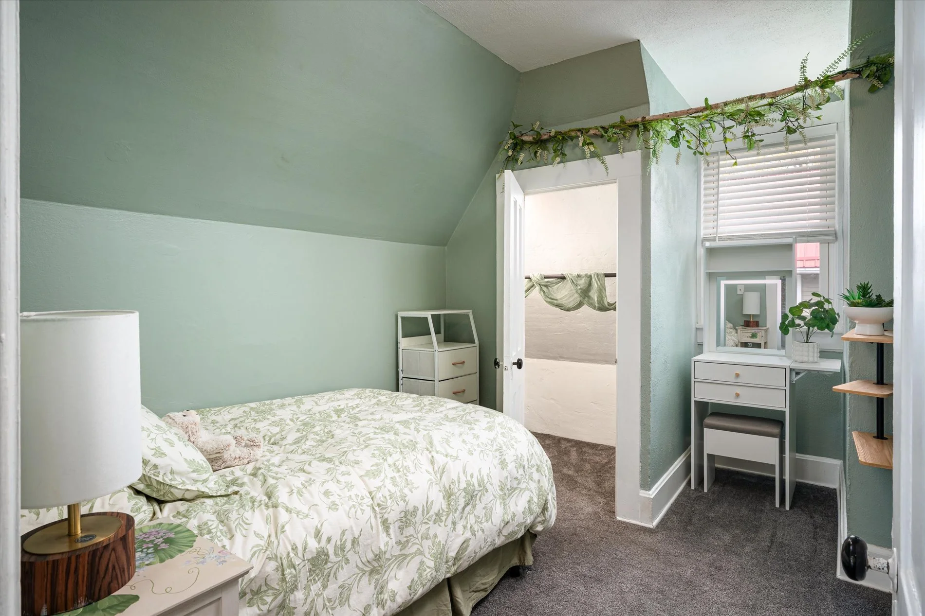 17-316 N E Ave Viroqua--19.jpg