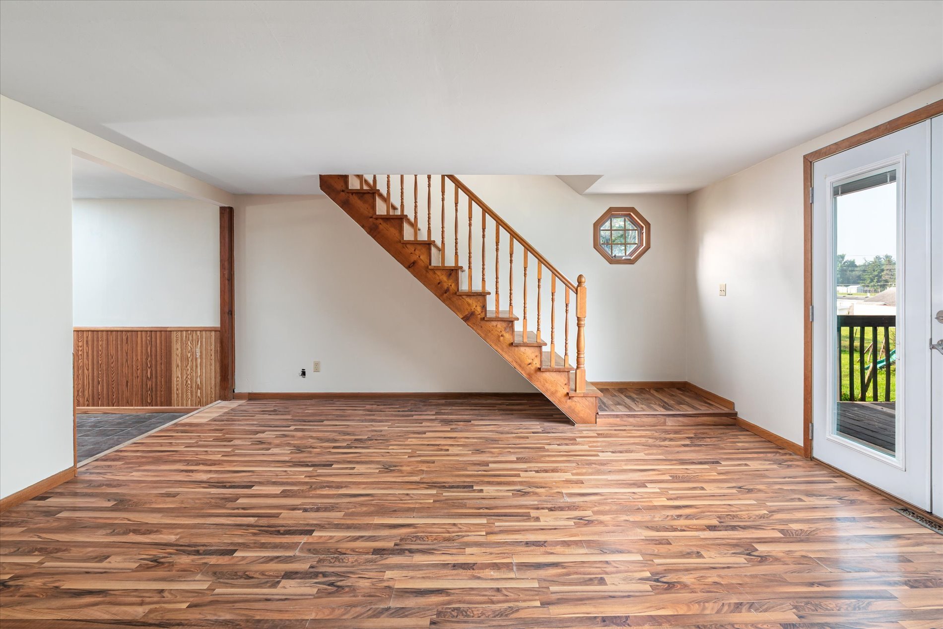 12-706 S Washington Ave Viroqua--5.jpg