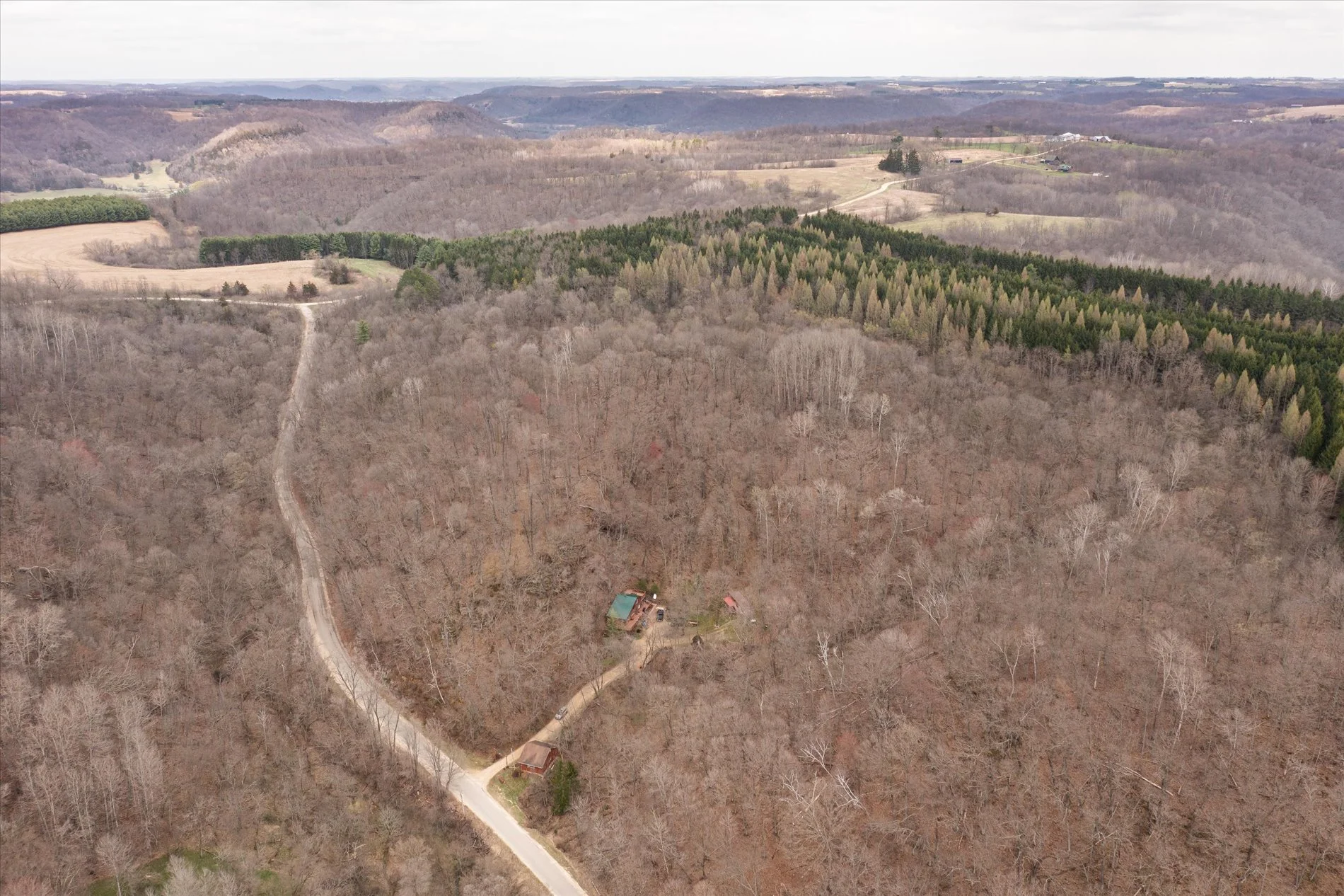 21-S7734 Holcomb Rd Readstown-0131.jpg