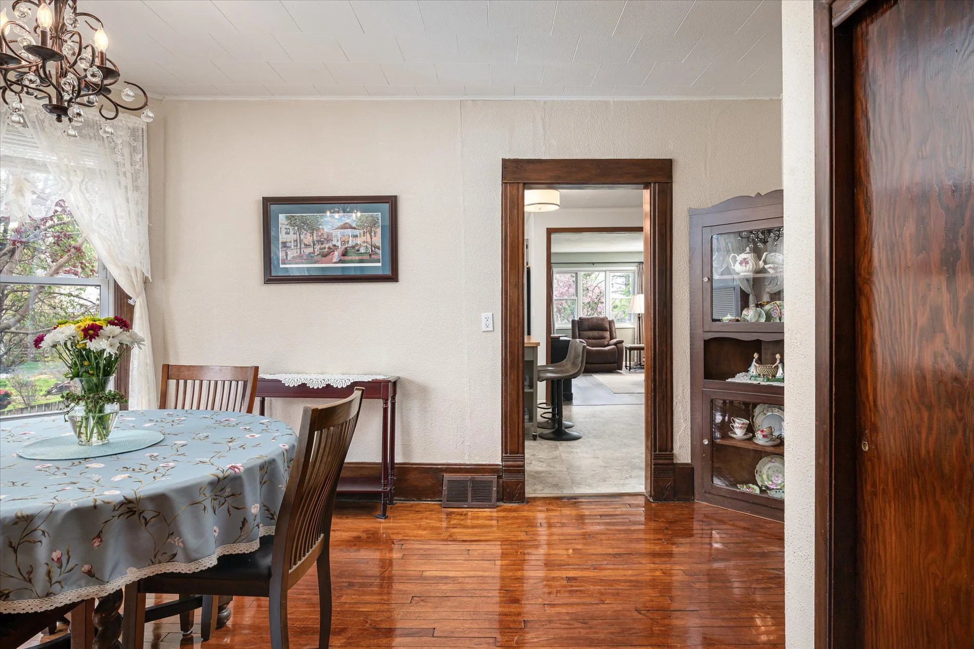 05-316 N E Ave Viroqua--5.jpg