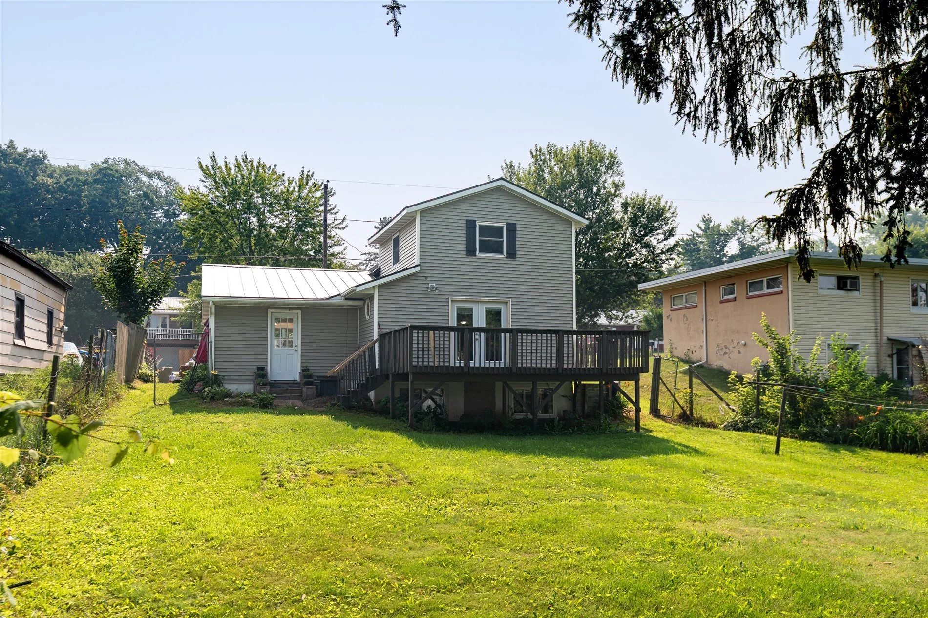13-706 S Washington Ave Viroqua--2.jpg