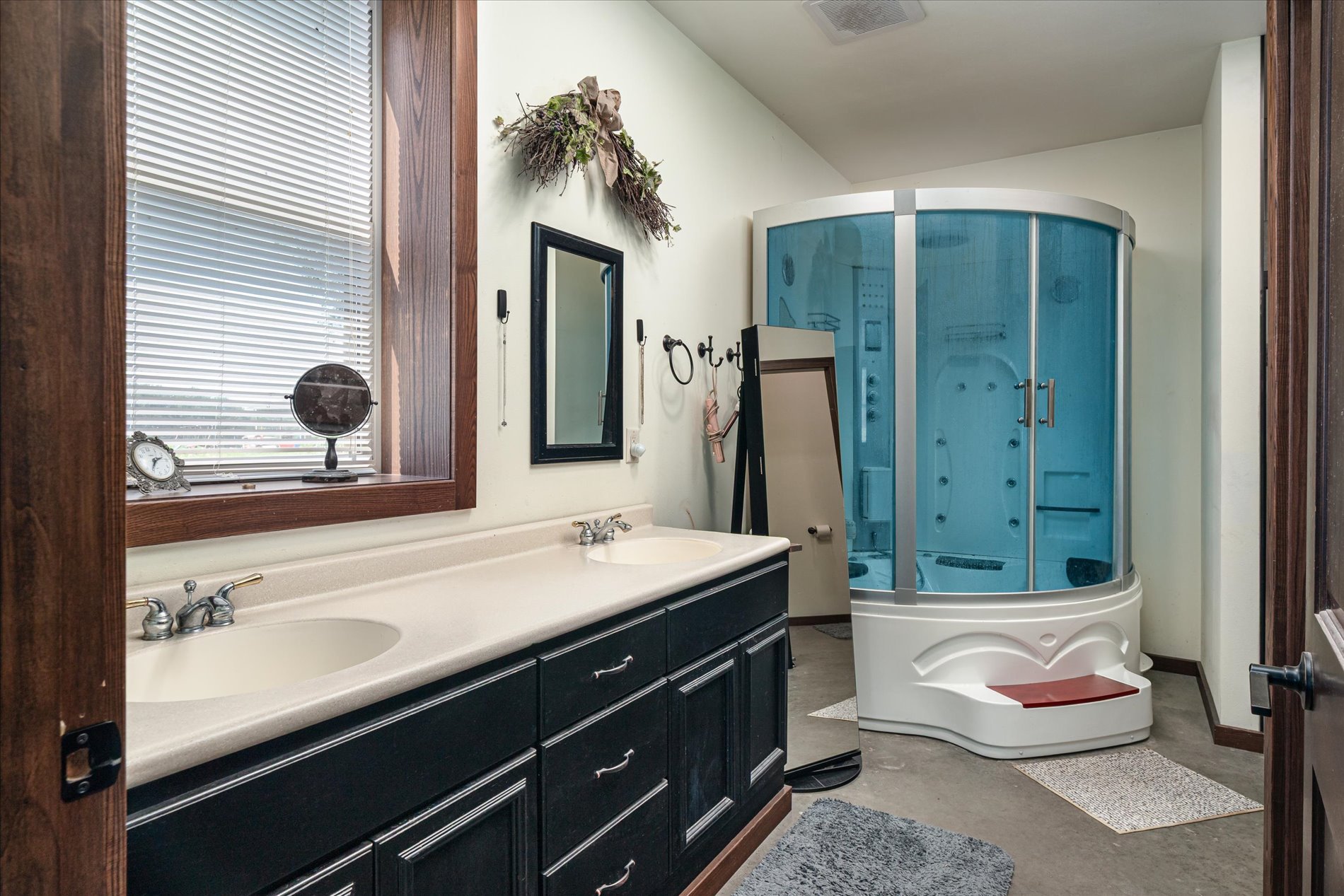 12-812 County Rd NN Viroqua--18.jpg