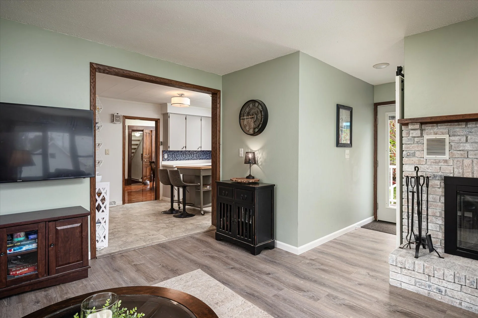 09-316 N E Ave Viroqua--10.jpg