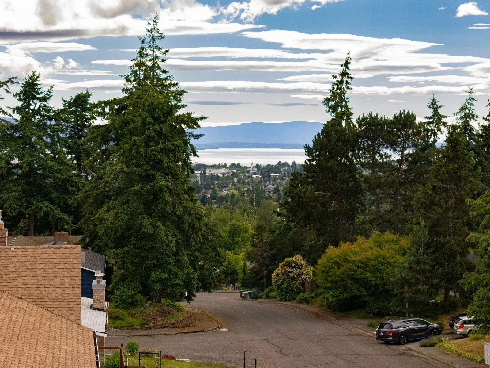 016_3226_Heights_Dr_AERIAL_Alana_Mey.jpg