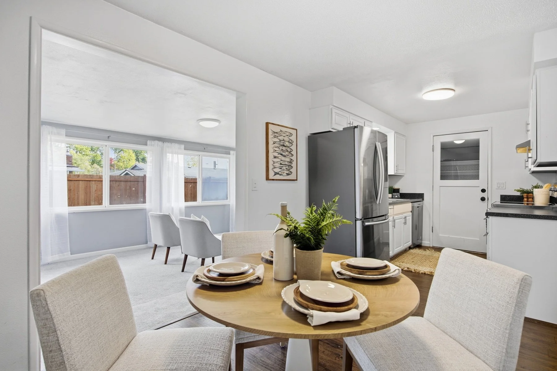 033_560_11th_St_Alana_Mey.jpg