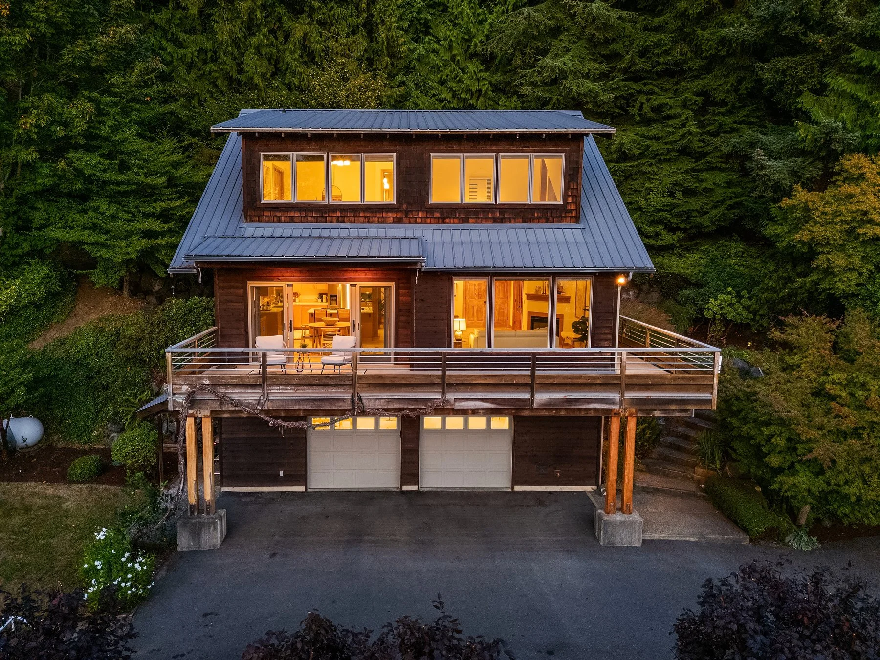 1002 Chuckanut Drive