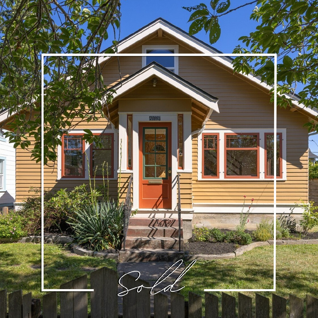 2110 G St