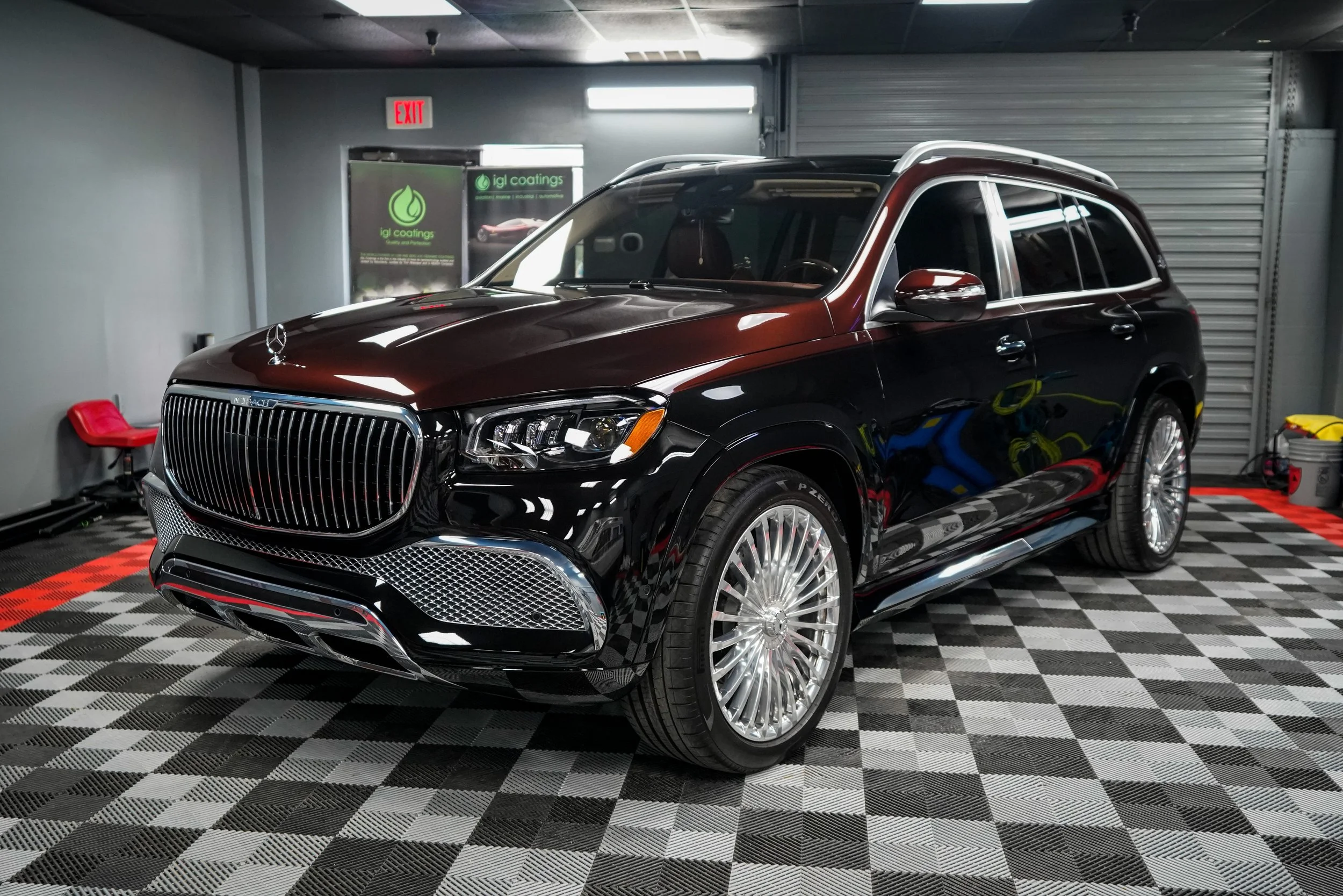 Mercedes Maybach.JPG