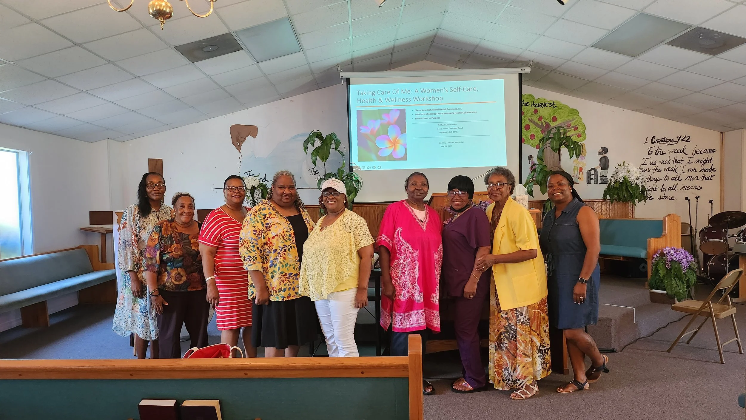Drs. Nelums and Osby presenting at a workshop in Foxworth, MS on May 20, 2023.
This project was supported by Grant No. 2019-WR-AX-0013 awarded by the Office on Violence Against Women, U.S. Department of Justice.