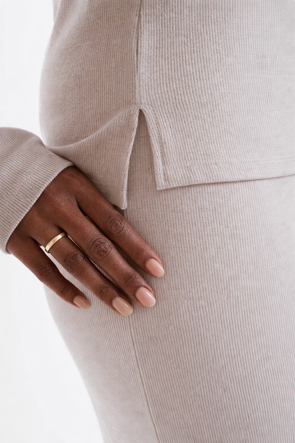 AI - Garment No1. Hand Capture.png