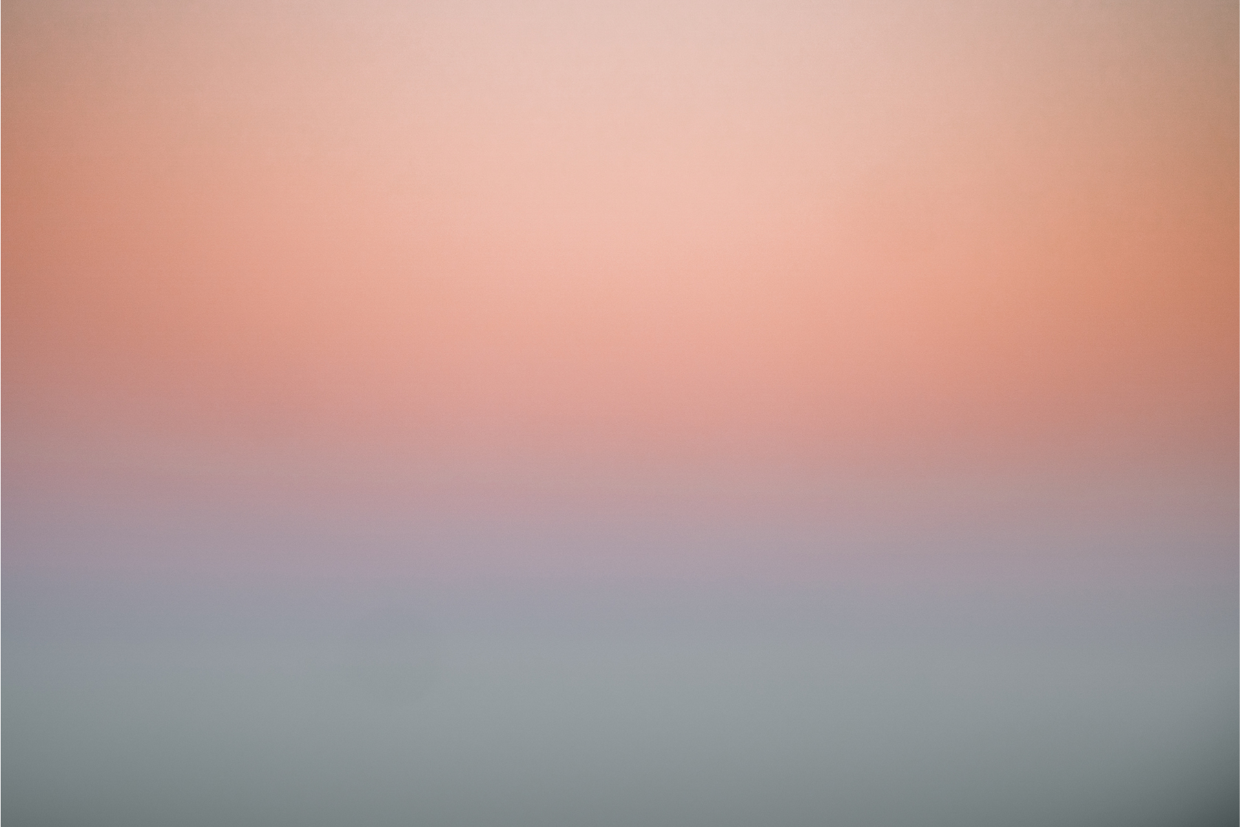 Soft abstract gradient representing reflection, stillness, and inner readiness.