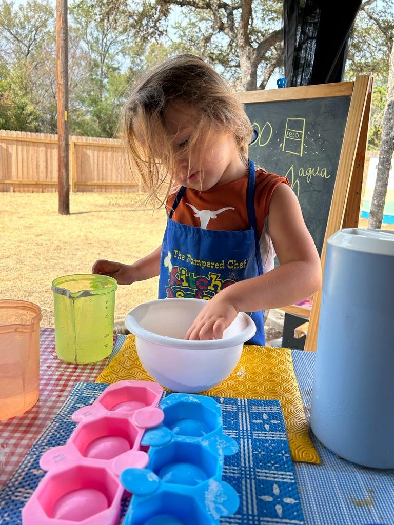 Montessori School Programs with Spanish Immersion in Austin, Texas | Kukumi Montessori