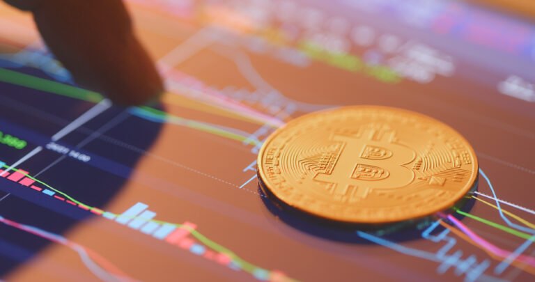 Bitcoin, Ether gain; traders cautious as U.S. regulator goes after NFT firm