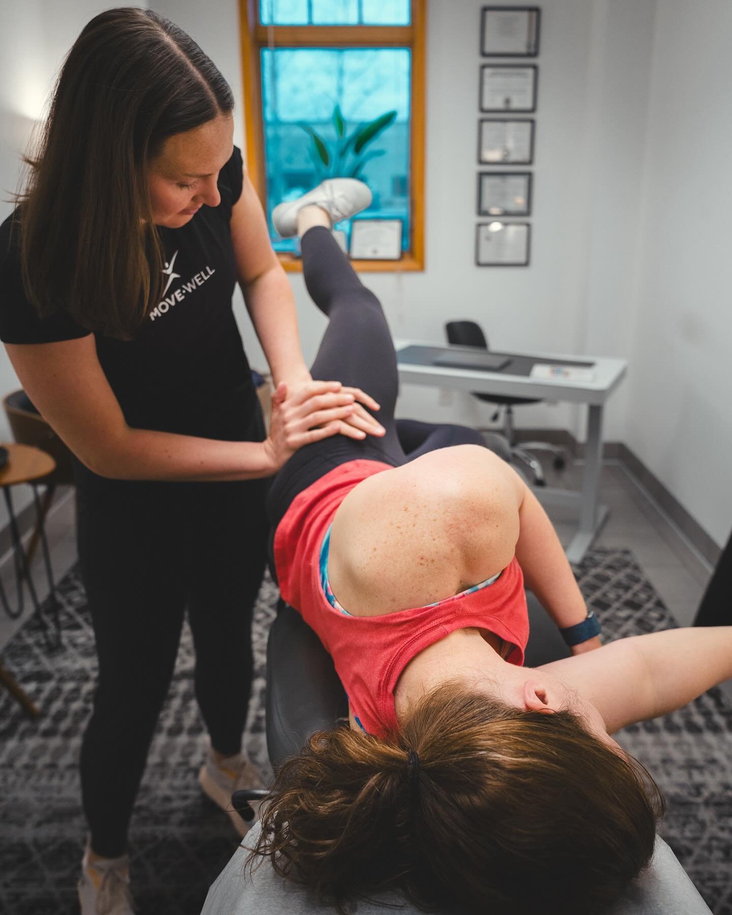 Coupling manual therapies with our chiropractic adjustments can help in multiple ways:

✔️increased muscle extensibility
✔️pain management
✔️improved tissue repair
✔️reduced muscle tension
✔️increased joint mobility 

⭐️Want to see how this could hel