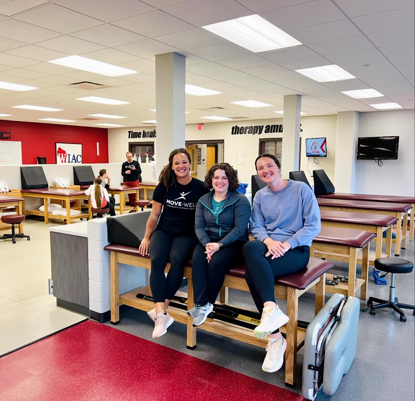That&rsquo;s a wrap on our first year in the @uwrffalcons athletic training room!  We will be back in the fall but until then we can be found full time at our clinic in Hudson. Have a great summer!

Booking available at movewellclinic.com

@uwriverfa