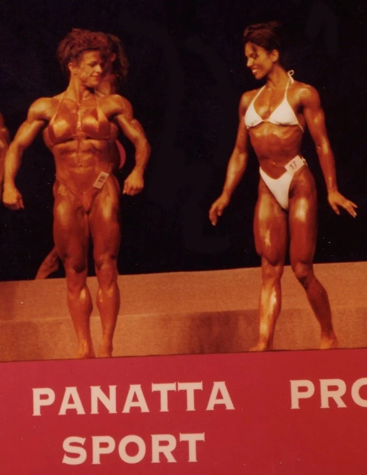 1994 Ms Olympia
Joining Legendary Champ and Poser - Diana Dennis during callouts
