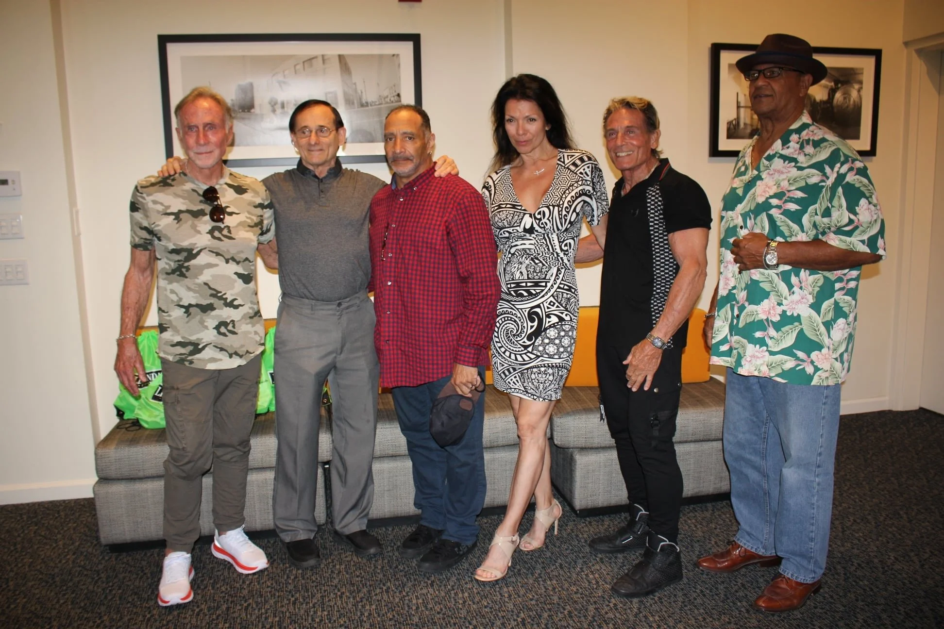 Muscle Beach Celebration, 2021.
Old School in the house:
Steve Davis, Richard Baldwin, Phil Williams, Sharon Bruneau, Bob Birdsong and Champion Bodybuilder/Stuntman/Fight Choreographer AND the man that doubled Lou Ferrigno in the Incredible Hulk TV S