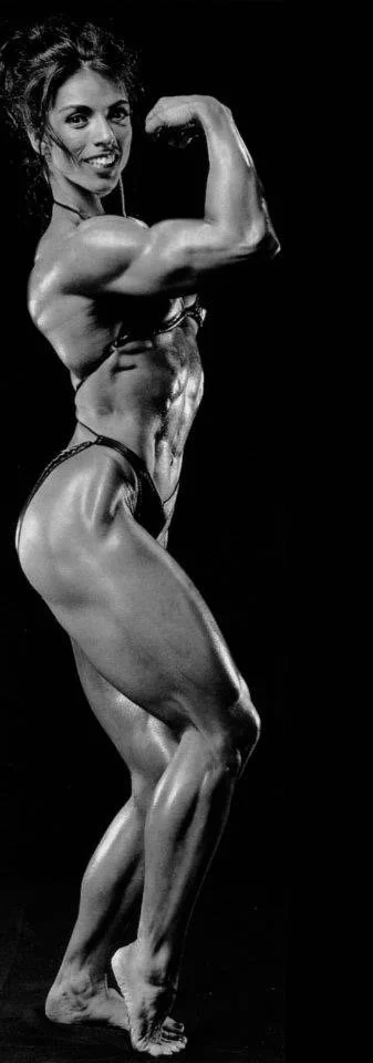 Backstage photo by Bob Gardner.
1992 Ms Olympia