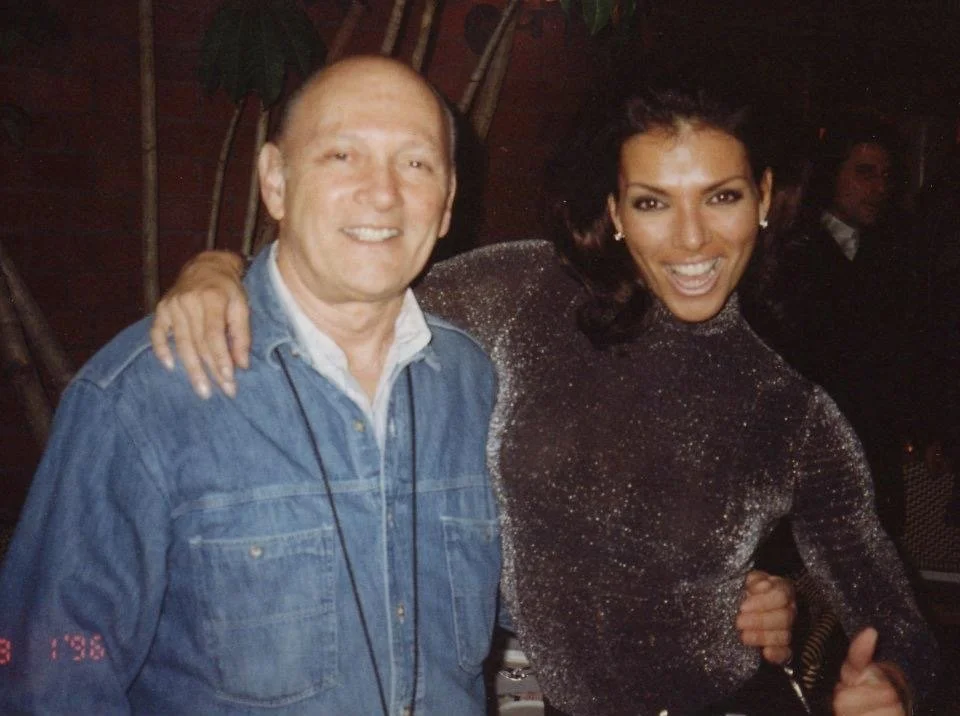 LEGEND!!! The great Artie Zeller. Famous Bodybuilding Photographer and rightfully renowned as an impeccable physique photographer from the day of golden era black and white iconic gym training photos of Arnold, Franco, Zane, Draper, Robinson, Nubret,