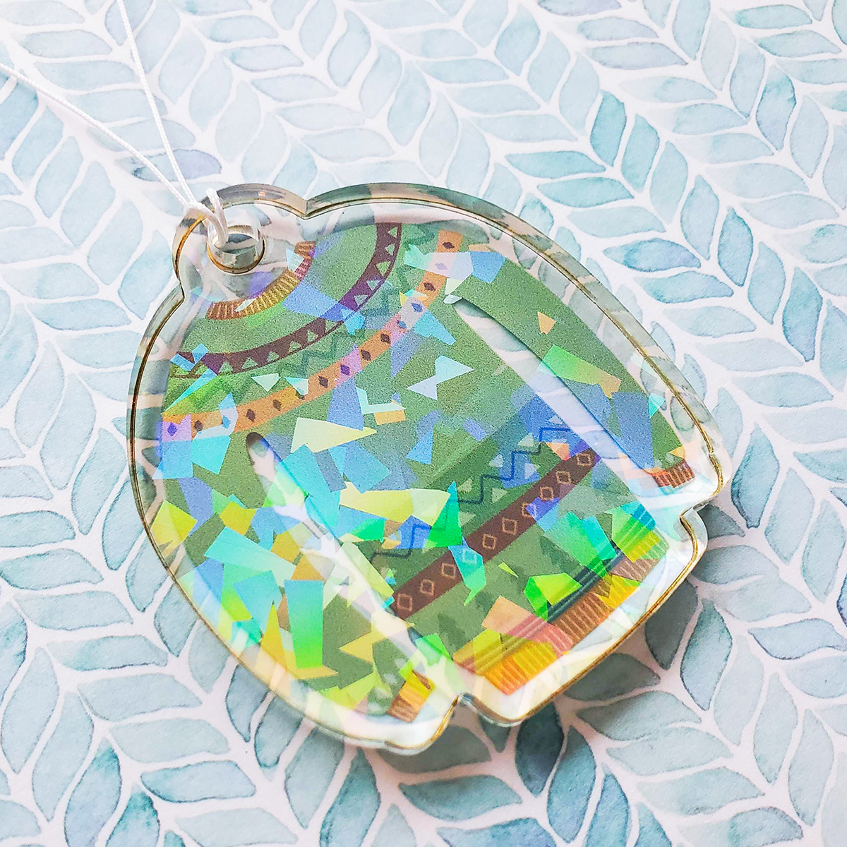 crackedice-ornament-sweater-sm.png