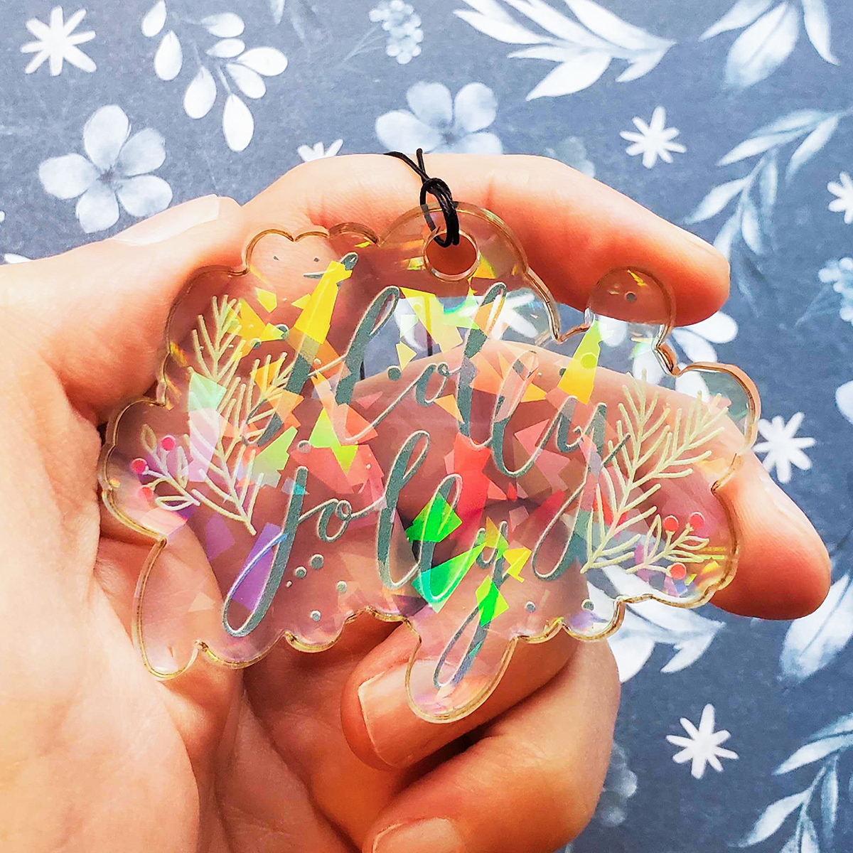 crackedice-ornament-jolly-sm.png