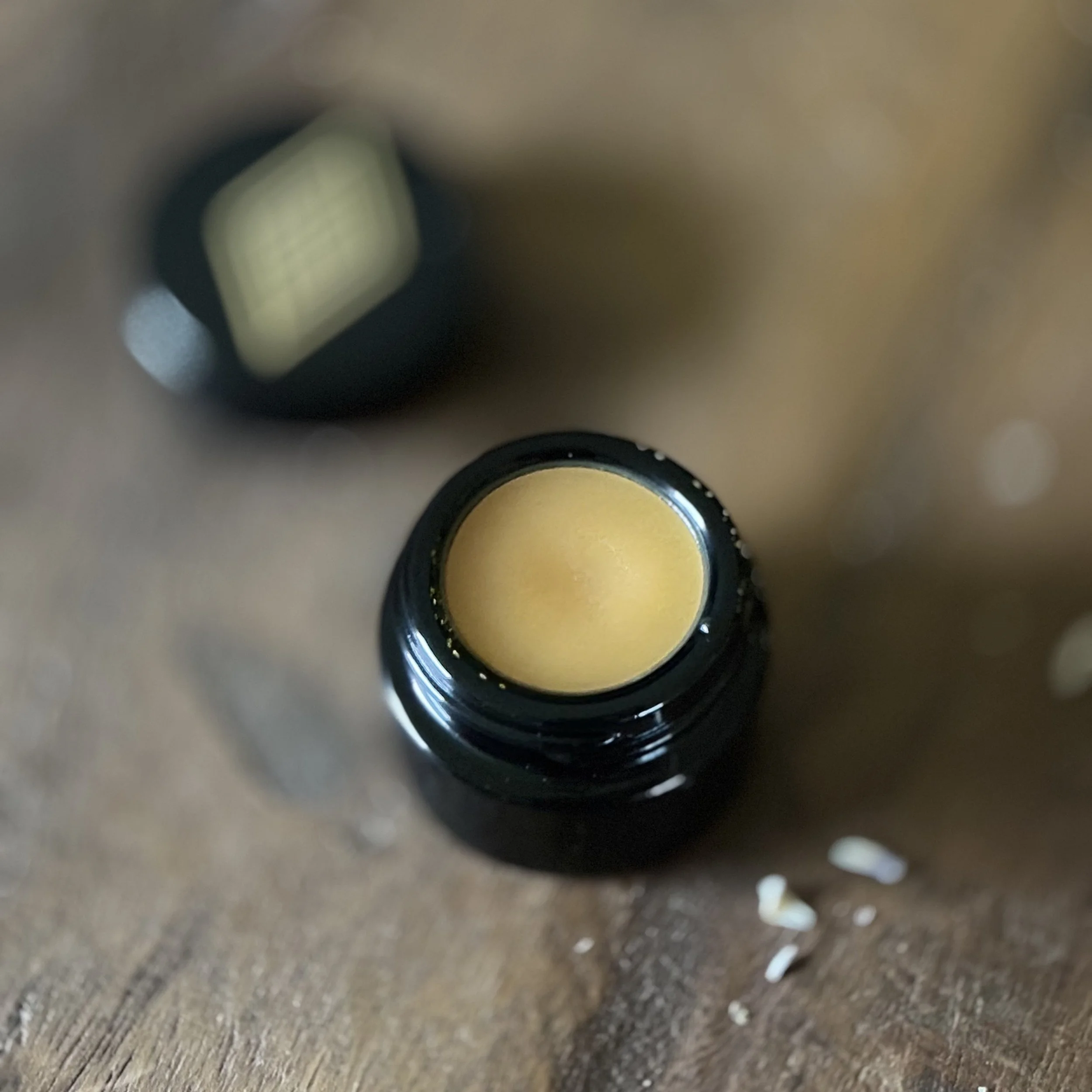 solid perfume3.jpg