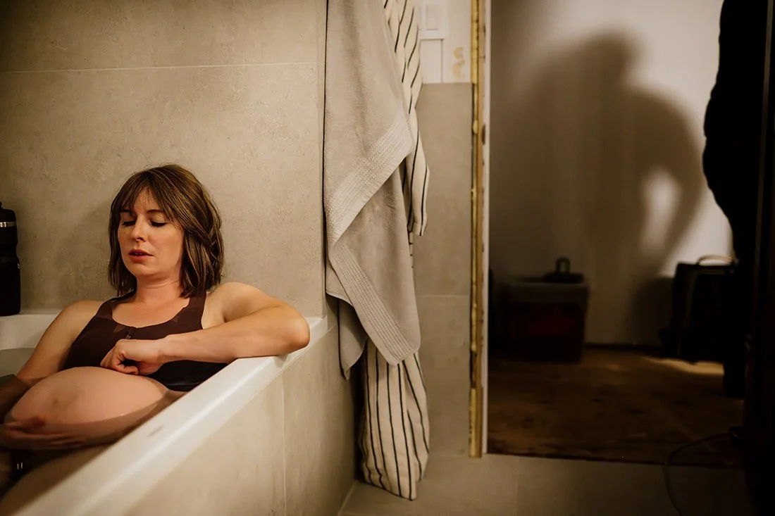 bath tub home birth story in toronto with a film style