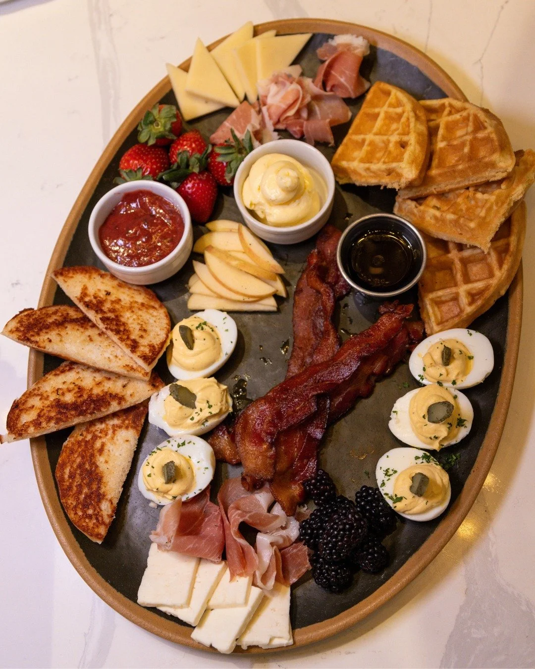 When the brunch plans make it out of the group chat &gt;&gt;

🍳 Brunch is served every Sunday 11:00 AM to 2:00 PM, we'll sea you soon!