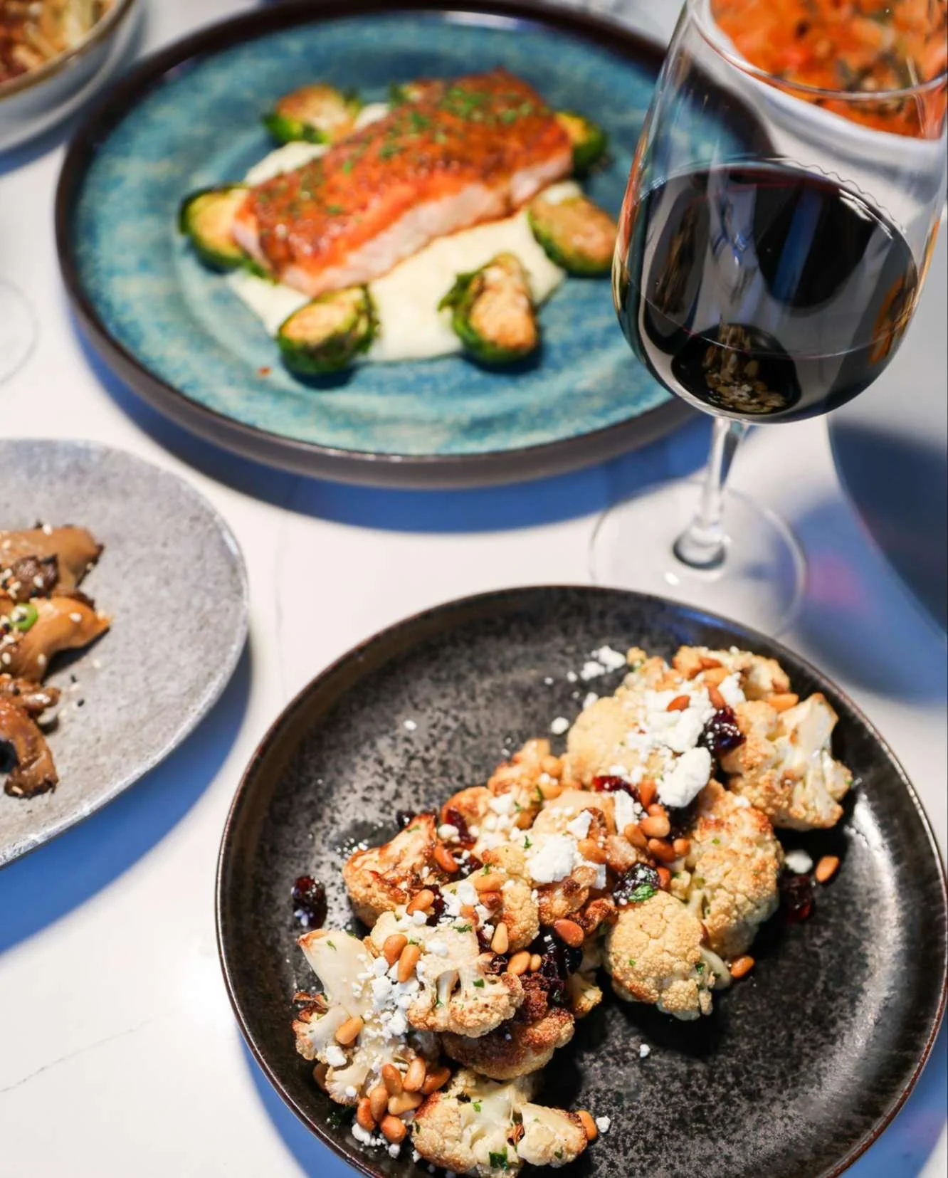 We&rsquo;ll set the table, you bring your friends 🍴