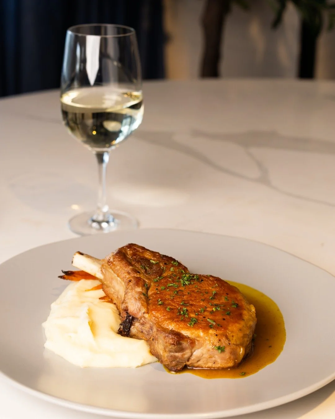 It's National White Wine Day, and we prefer ours paired with the perfect dish.

Join us for a glass (or two) and let us take care of the rest.