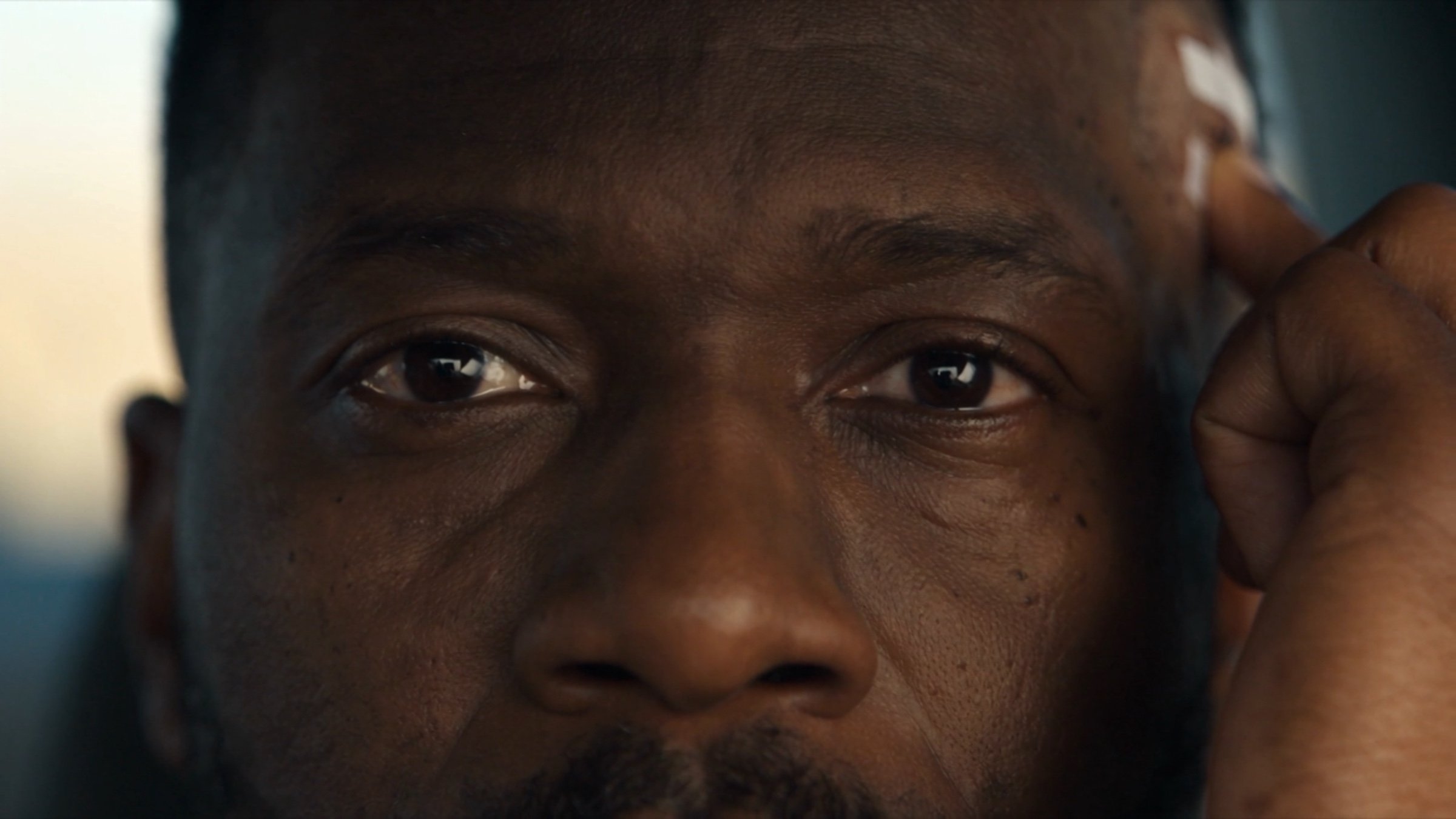 01_THE_OR_SUBJECT_1113_EXTREME_CLOSEUP.jpg