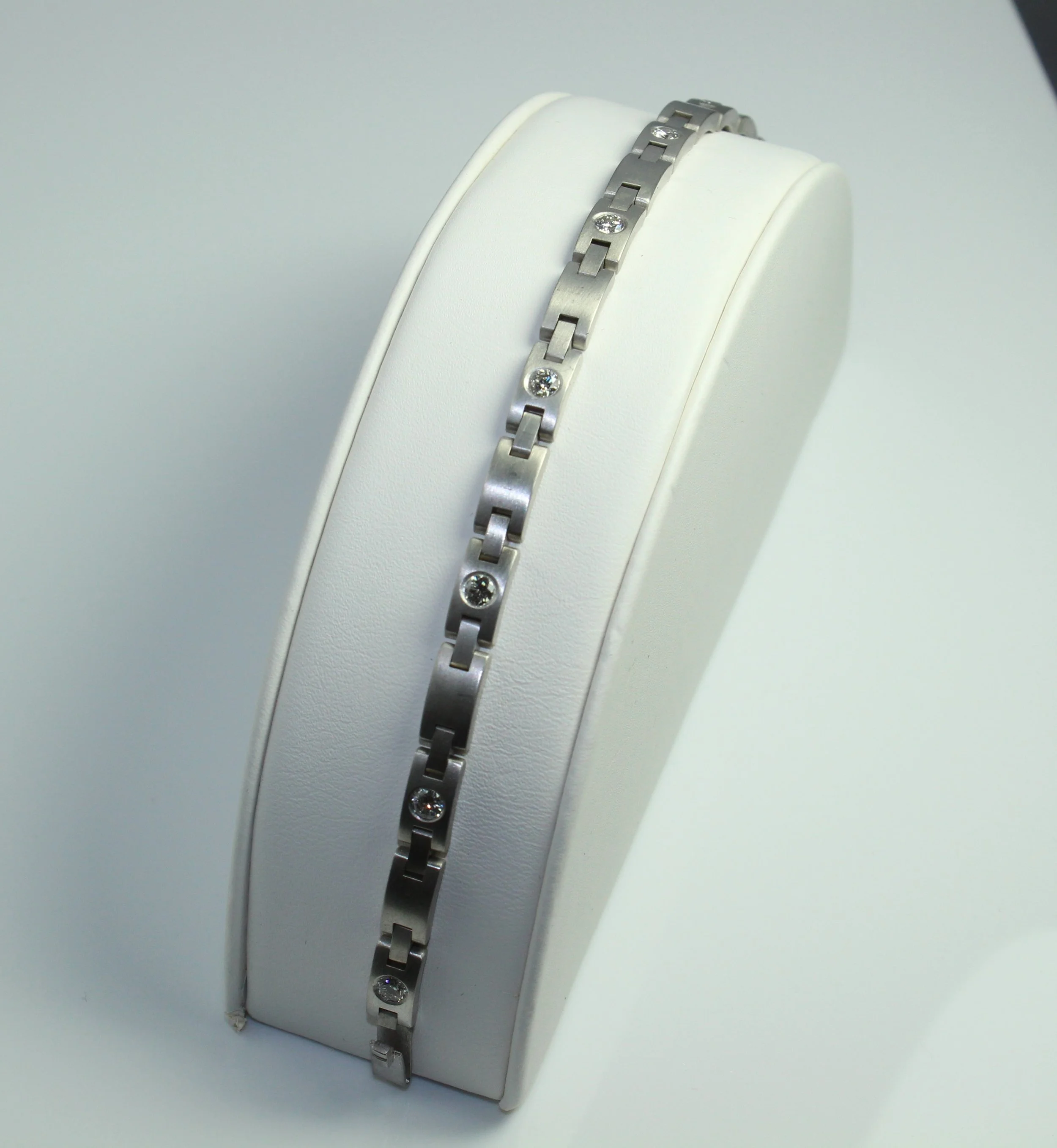 platinum  and diamond bracelet.JPG