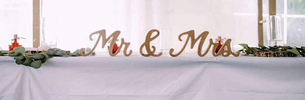 Wooden Mr & Mrs