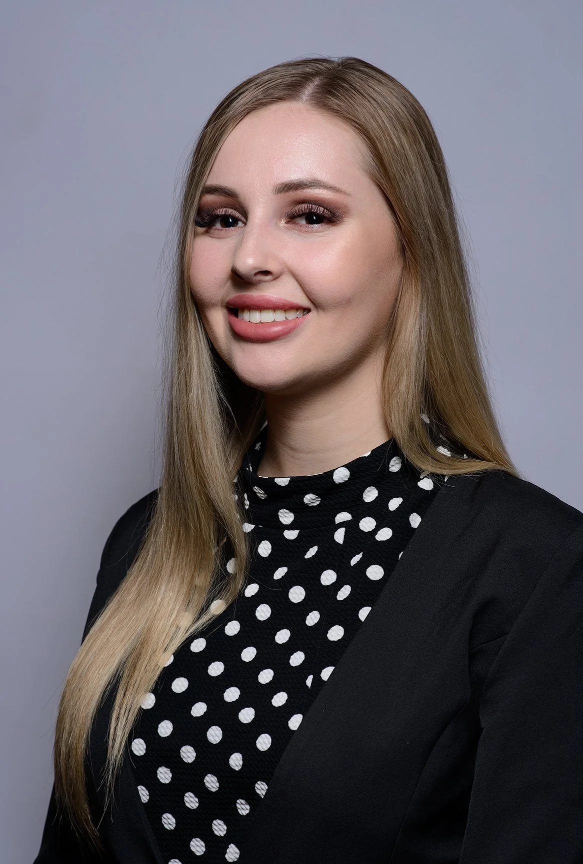 headshot-0738.jpg