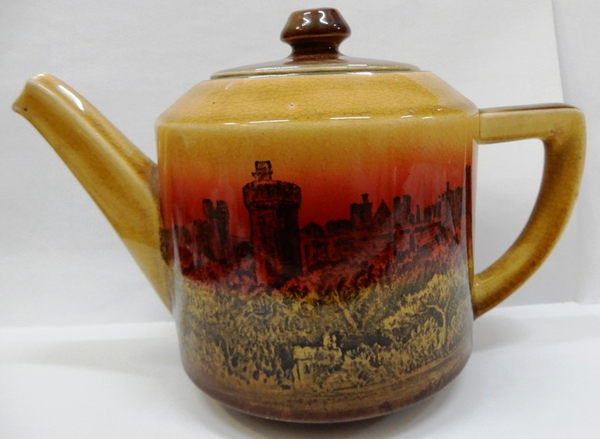 Royal Doulton 'Arundel Castle' tea pot
