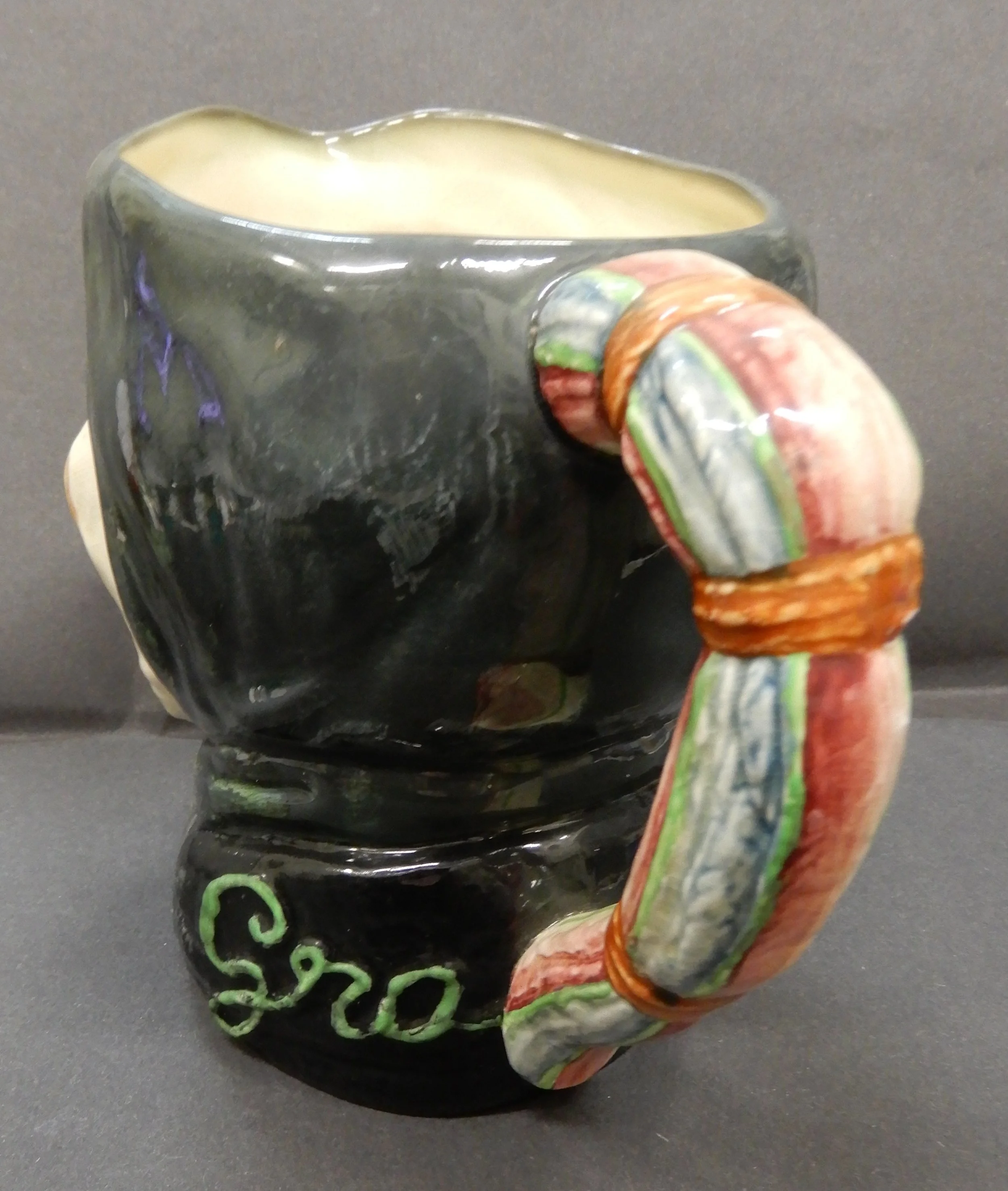 4b. Granny. 1939-50.  Extra large. 6.5 inches. 16cms. $110.JPG