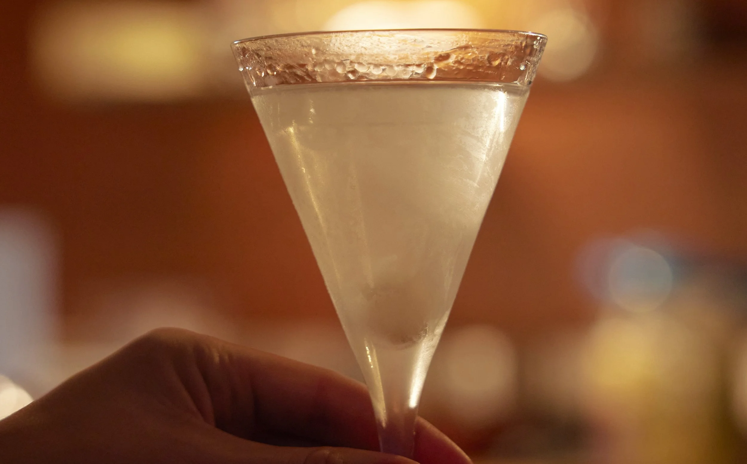 AN ODE TO THE GIBSON