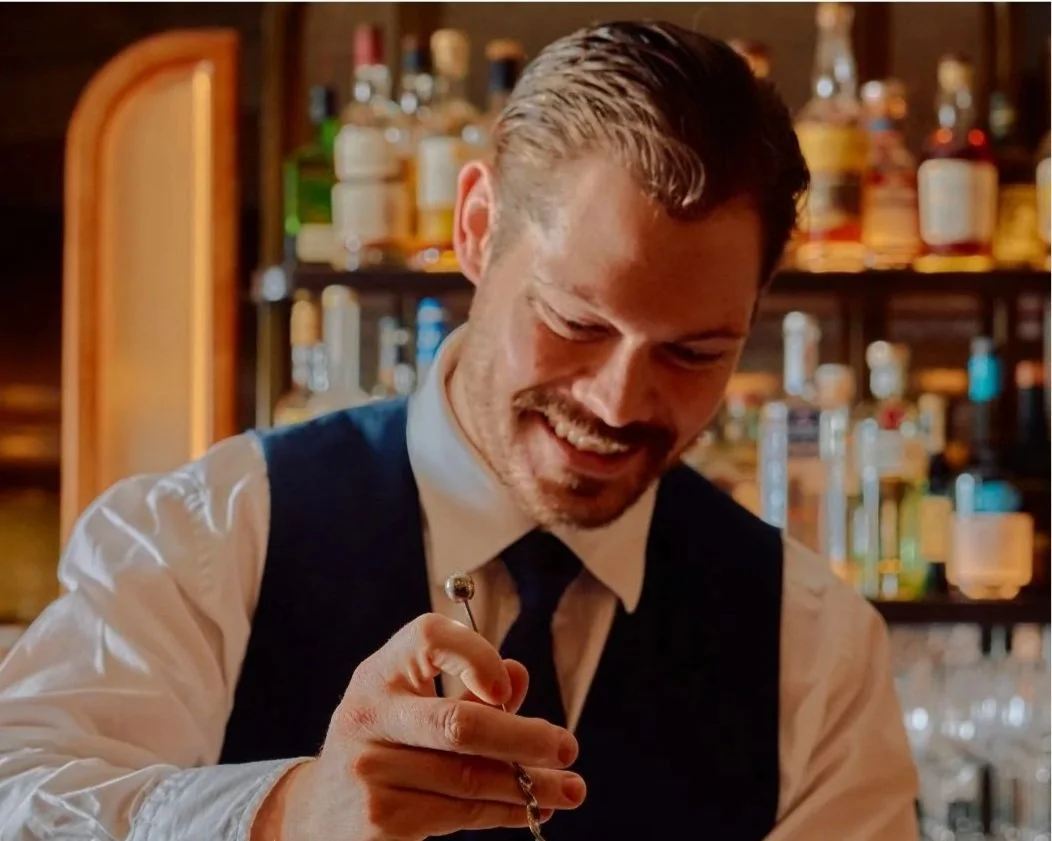 AN INTIMATE COCKTAIL MASTERCLASS