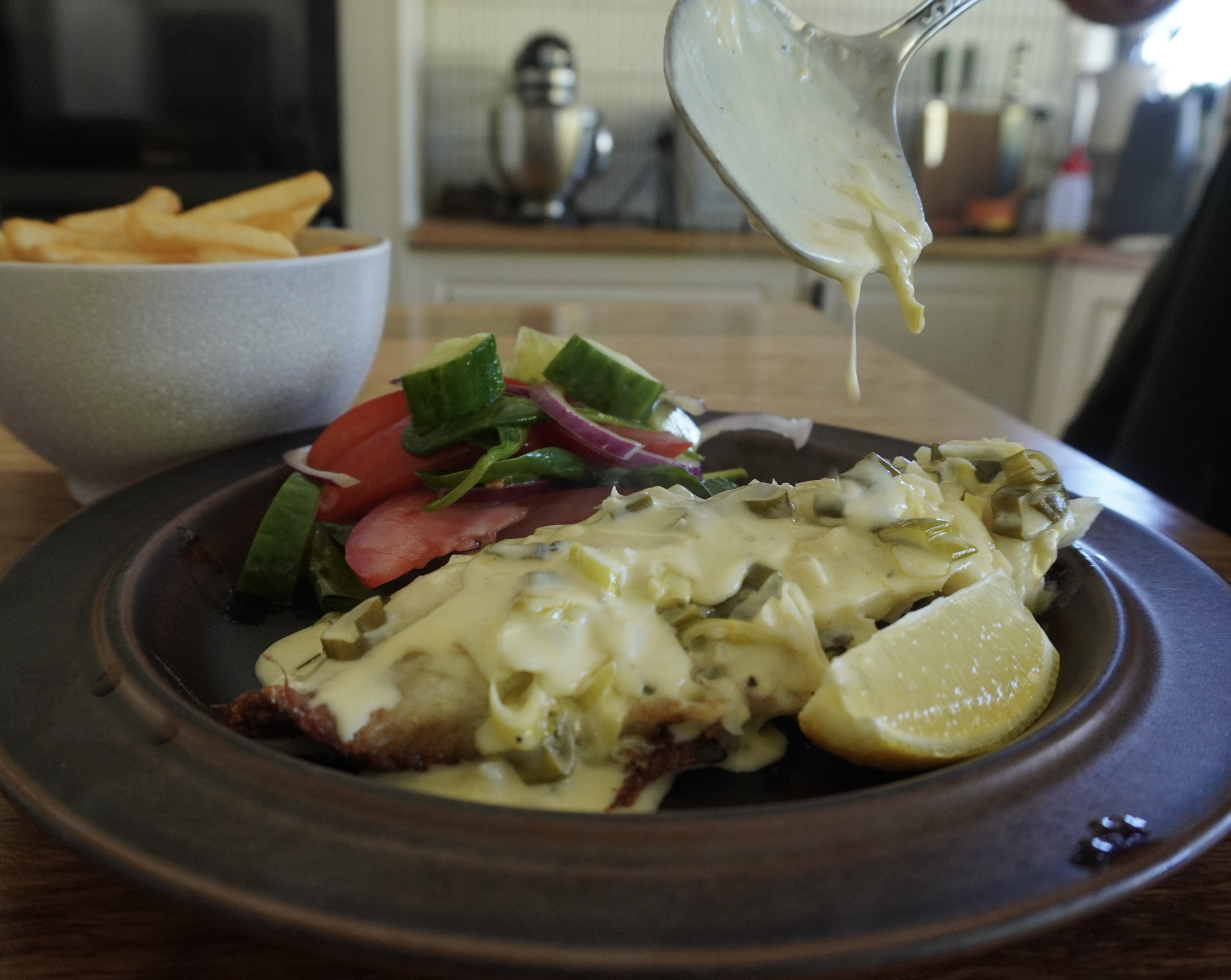 Grilled Fish with Creamy Lemon Sauce