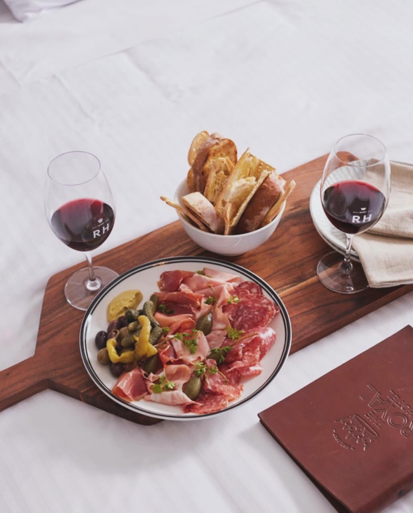 Indulge Mum this Mother&rsquo;s Day with a weekend getaway! For a limited time only, treat her to a delightful charcuterie board paired with a chilled bottle of Prosecco right in the comfort of your room, all for just $89. 

Simply add on when bookin