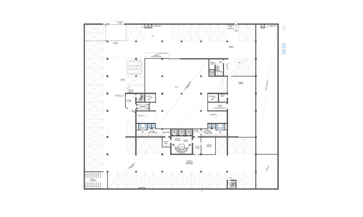 Plan 1,5: Garage/Omklädningsrum/Dusch