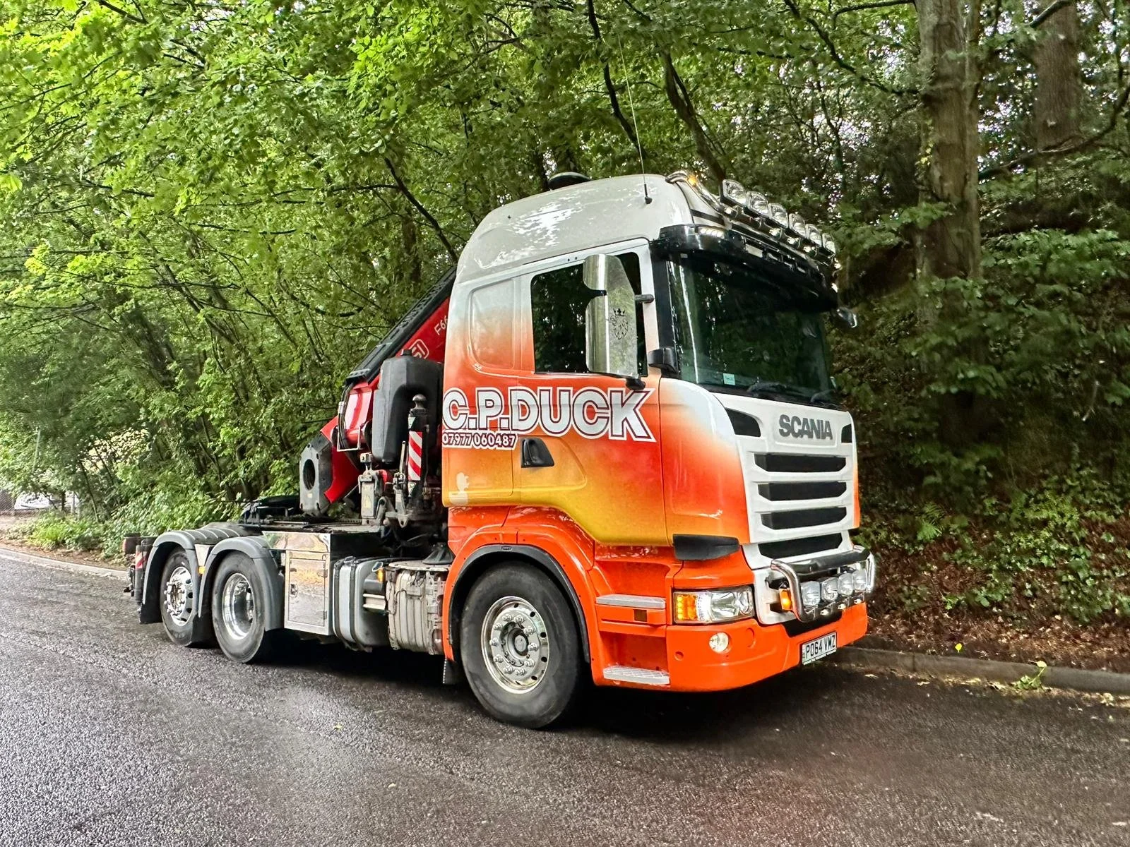 C.P. Duck Haulage crane-assisted lift in progress — Somerset specialist haulage