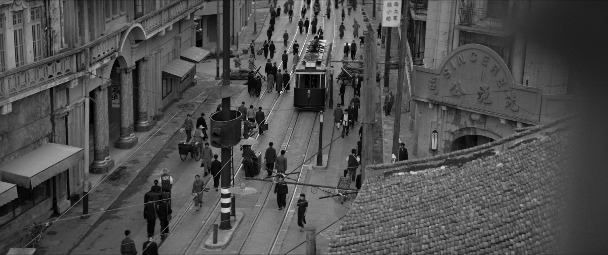 封锁成片Sealed Off Prores-0011.png