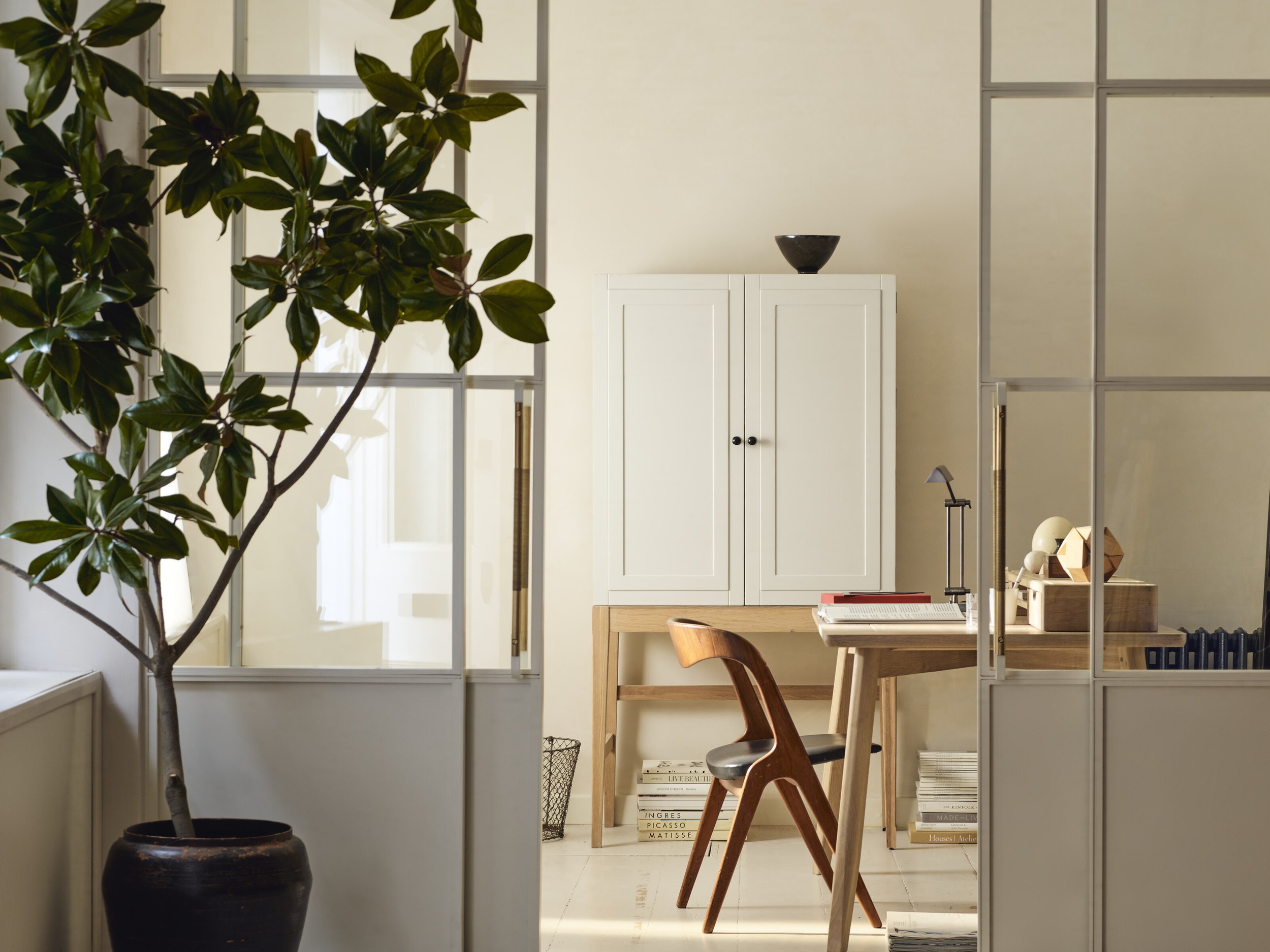 Large-HOME OFFICE_ARDINGLY_CLOSED_01.jpg