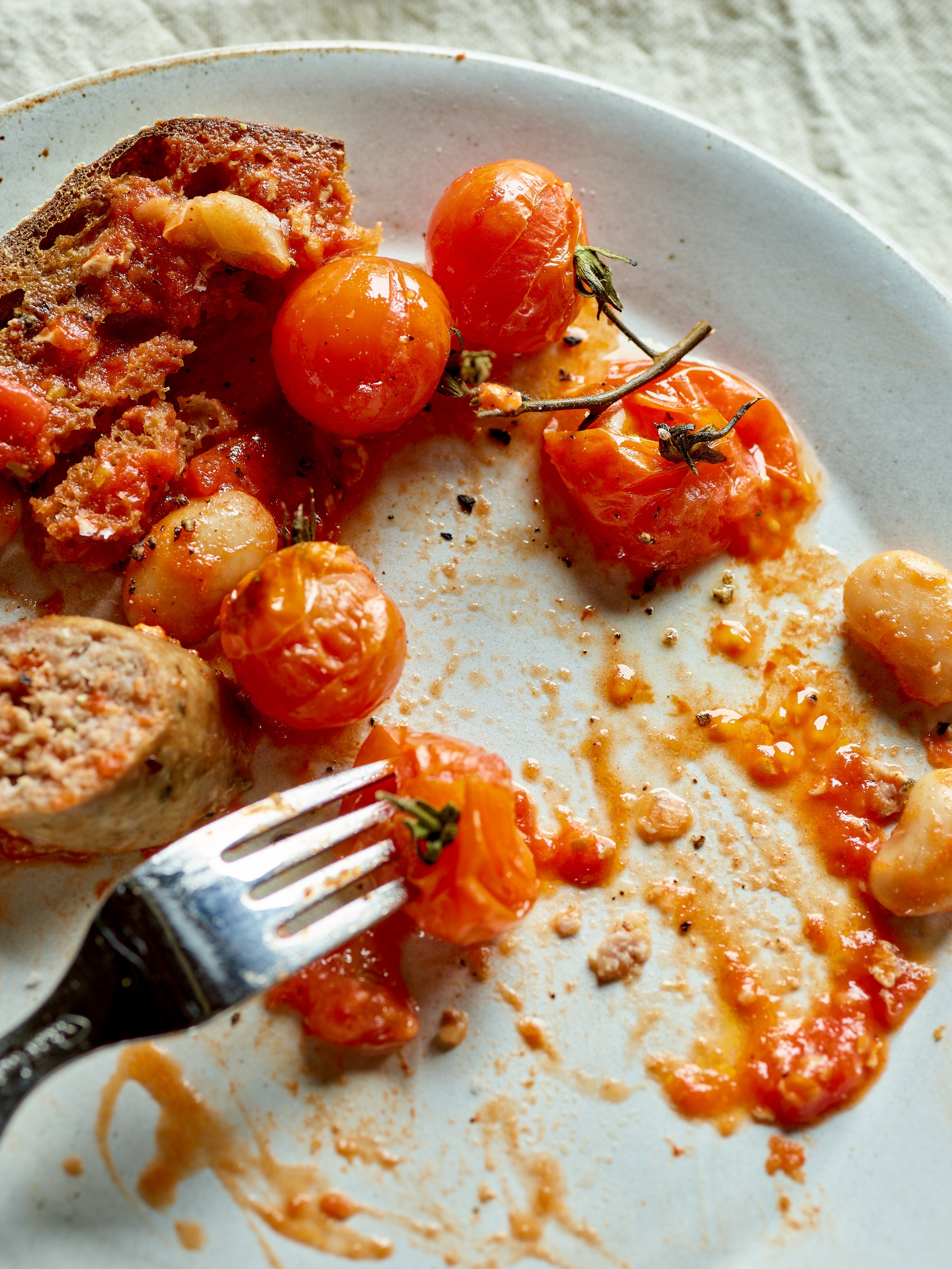 101-SausagesWithRoastTomatoBeans_010 1.jpg