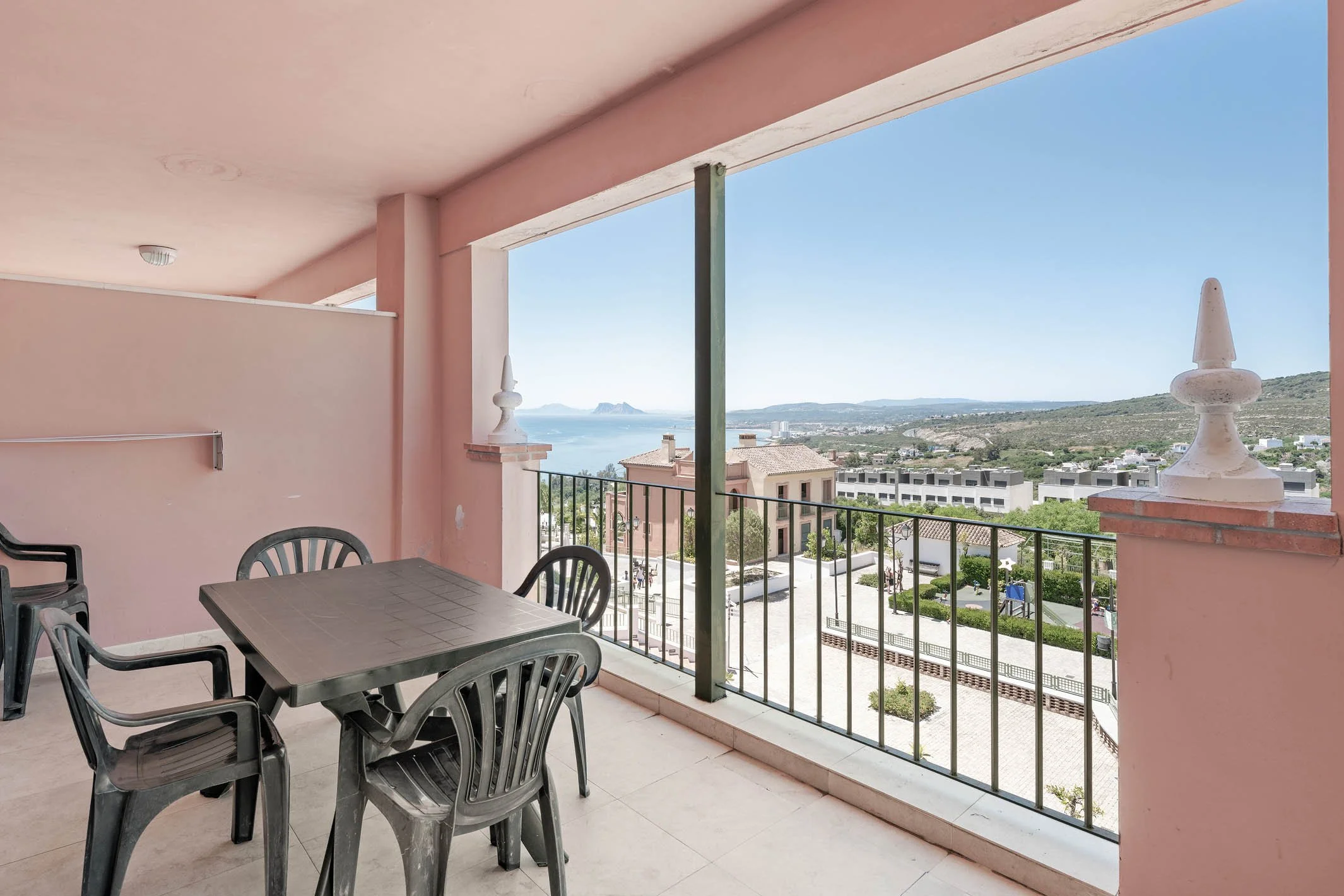 Costa del Sol 8209-20 1.jpg